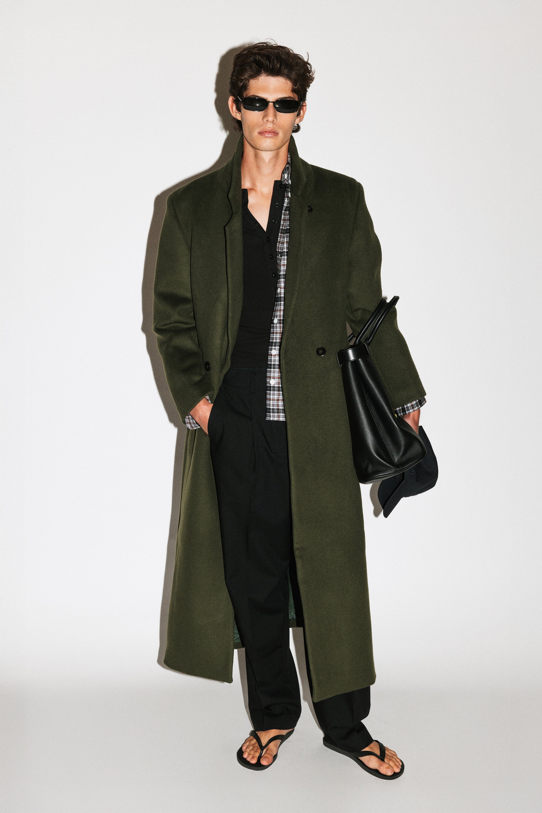 AWAKE NY FLORAL OVERSIZED OVERCOAT Mサイズ Features | Awake NY F/W '22｜【公式通販 UNION TOKYO】｜ユニオン