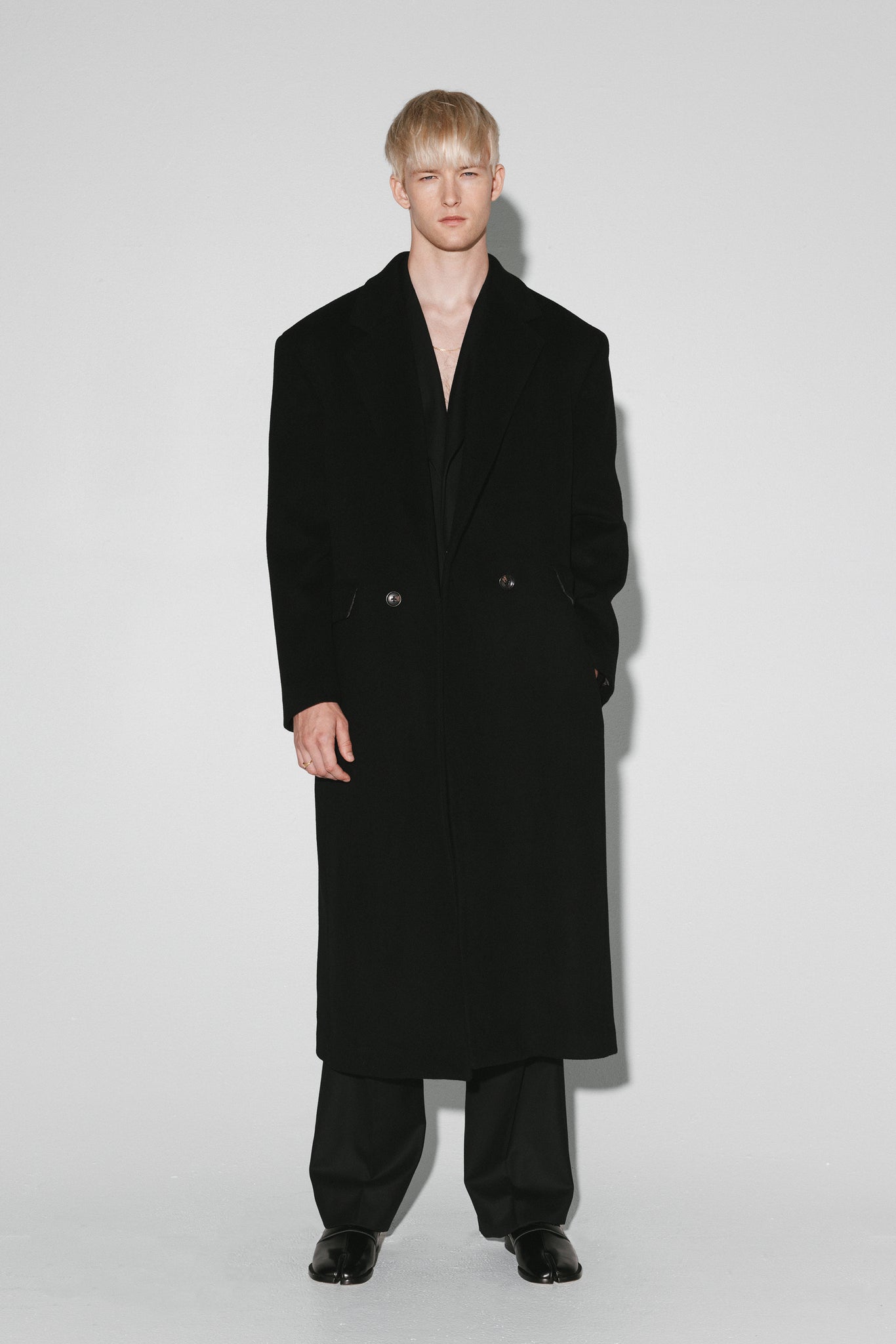 Manhattan Oversized Overcoat  |  Black