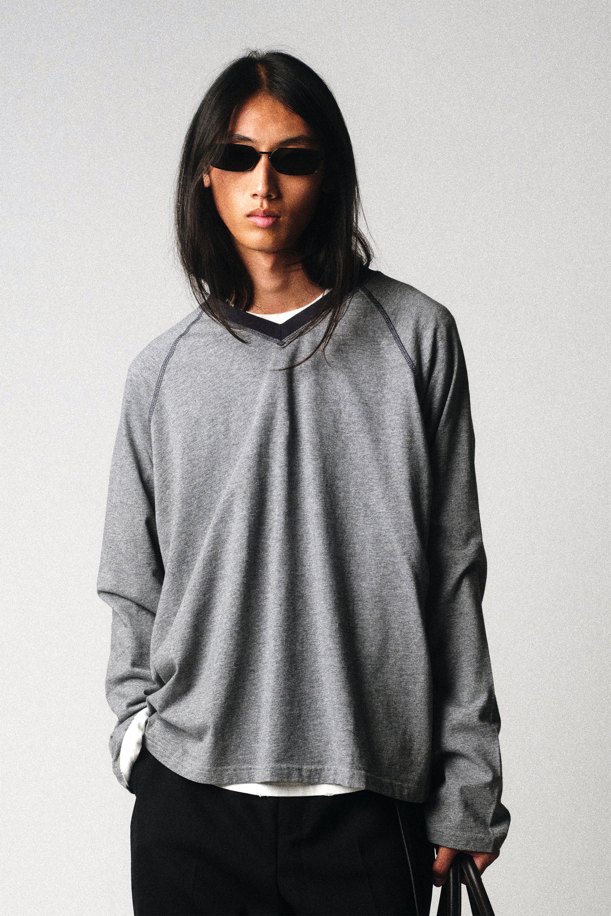 Gray / Navy
