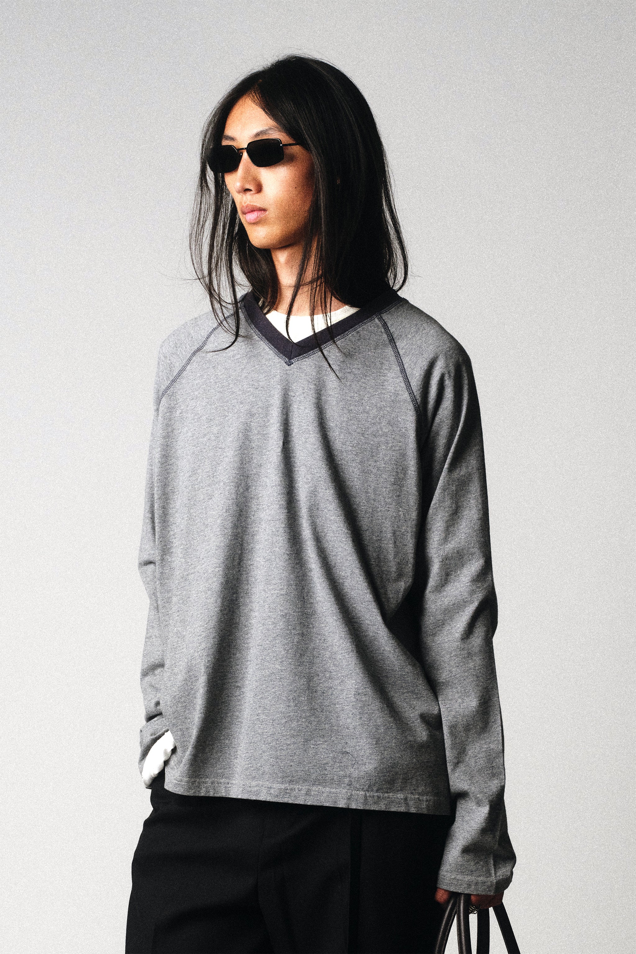 Gray / Navy