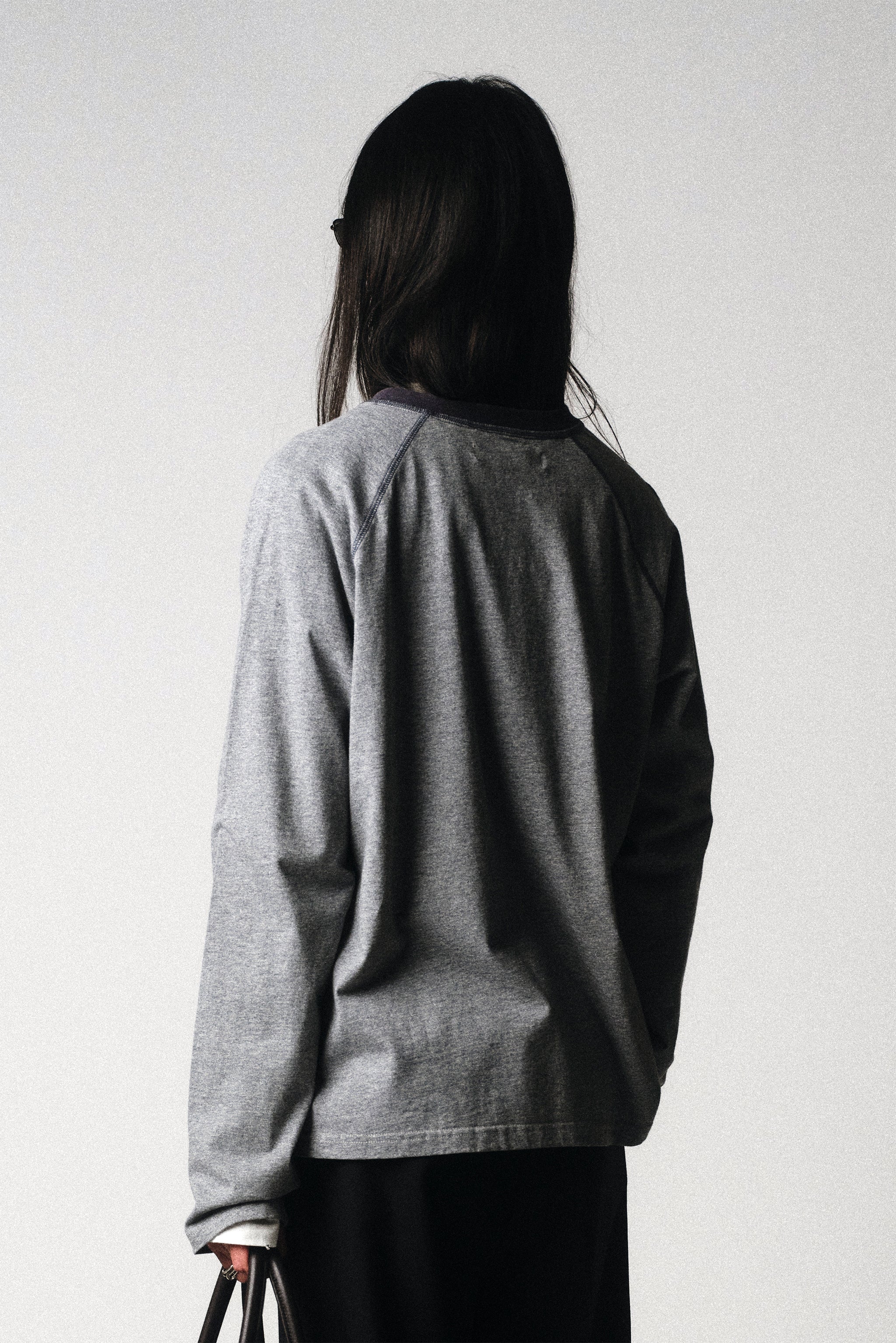 Gray / Navy