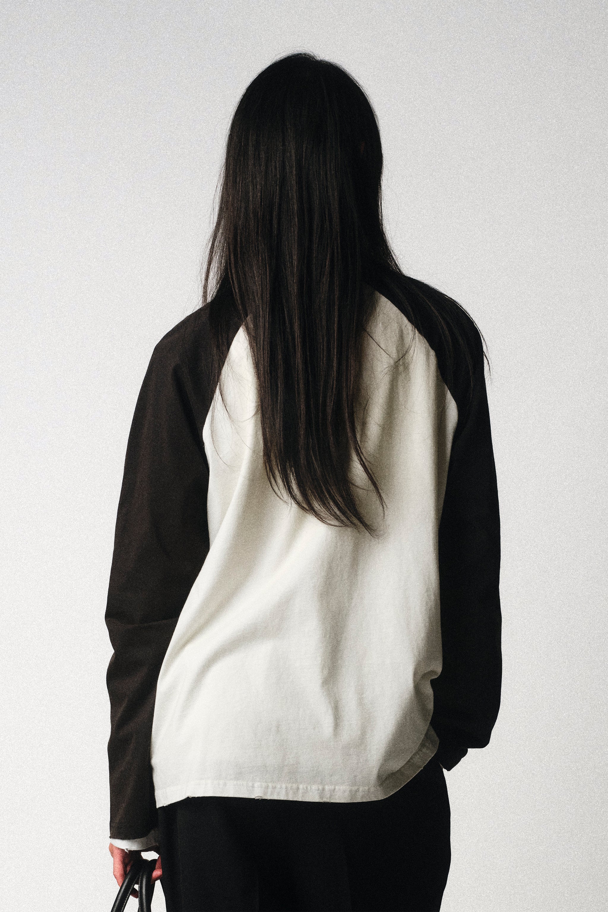Distressed Black/White