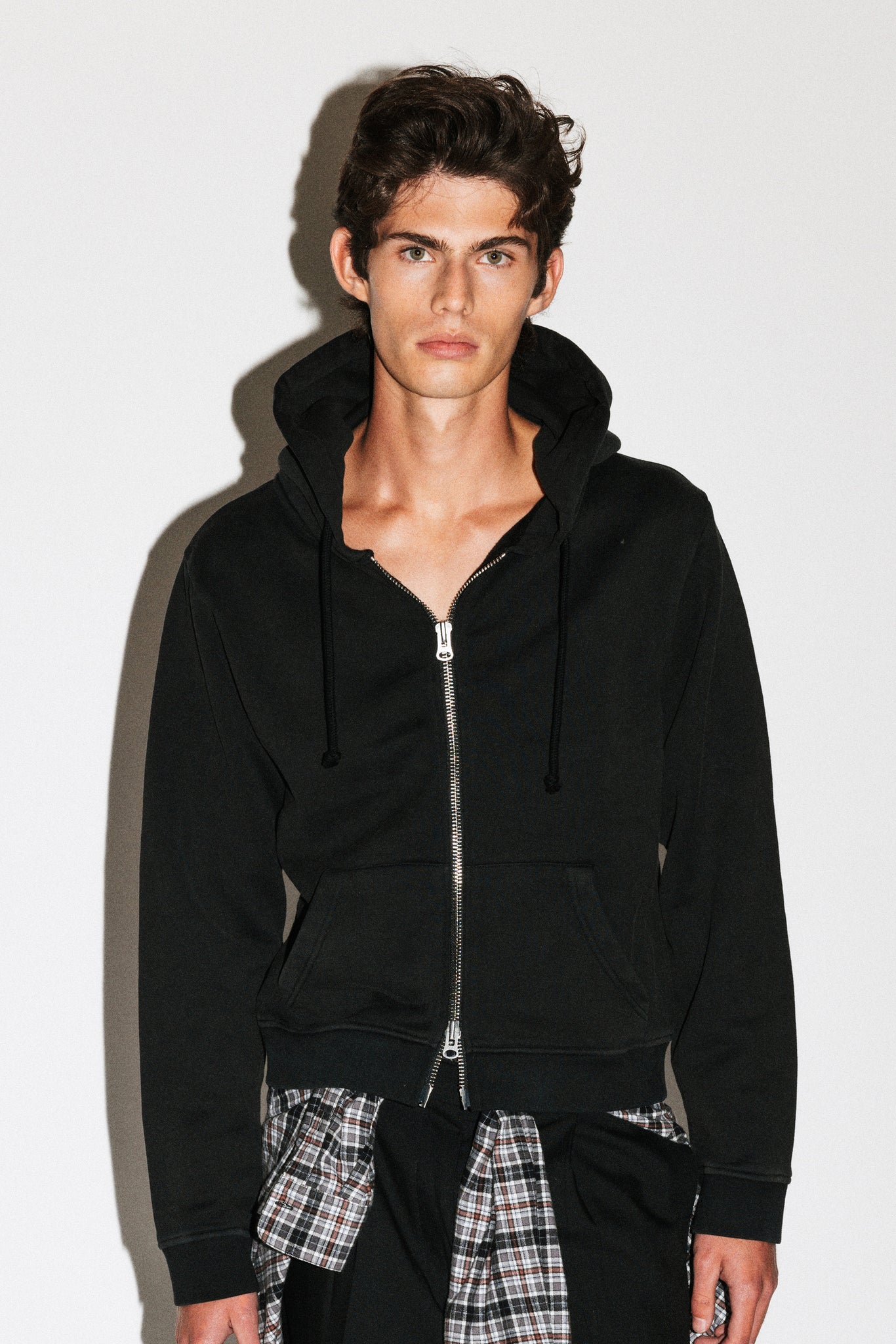 Douglas Shrunken Zip Hoodie  |  Washed Black