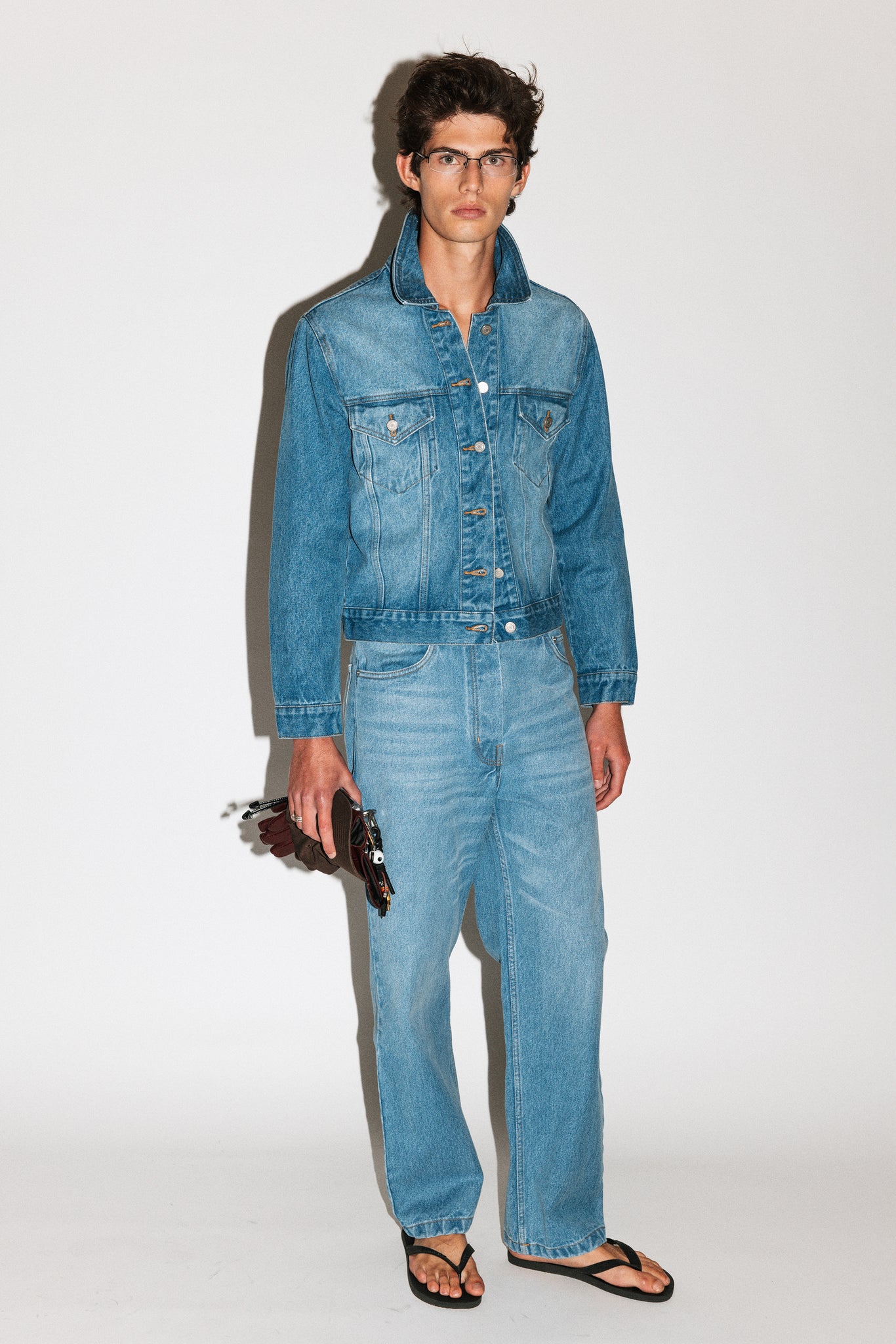 Wilson Loose Taper Straight Leg Jeans  |  Vintage Blue