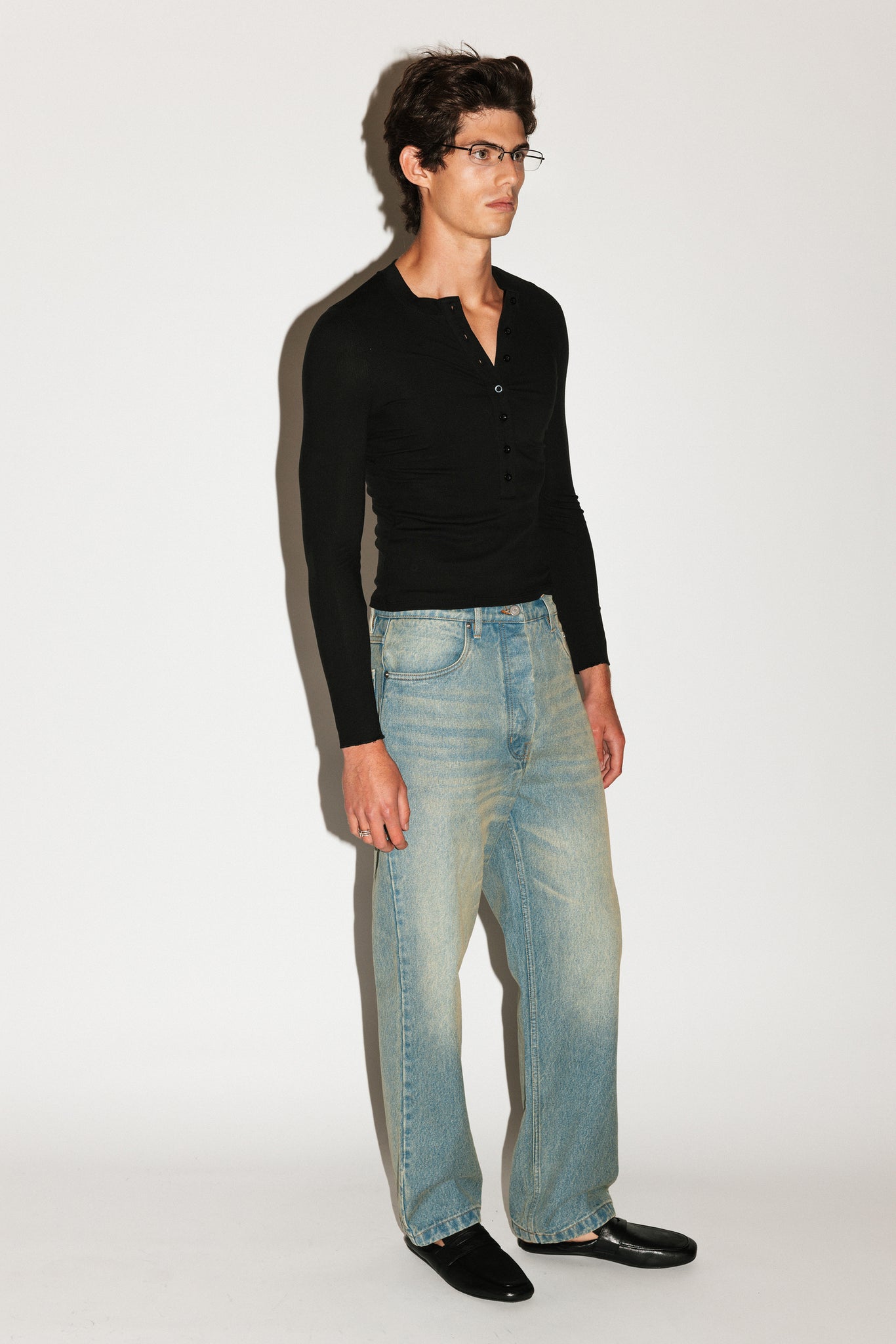 Wilson Loose Taper Straight Leg Jeans  |  Mineral Rinse