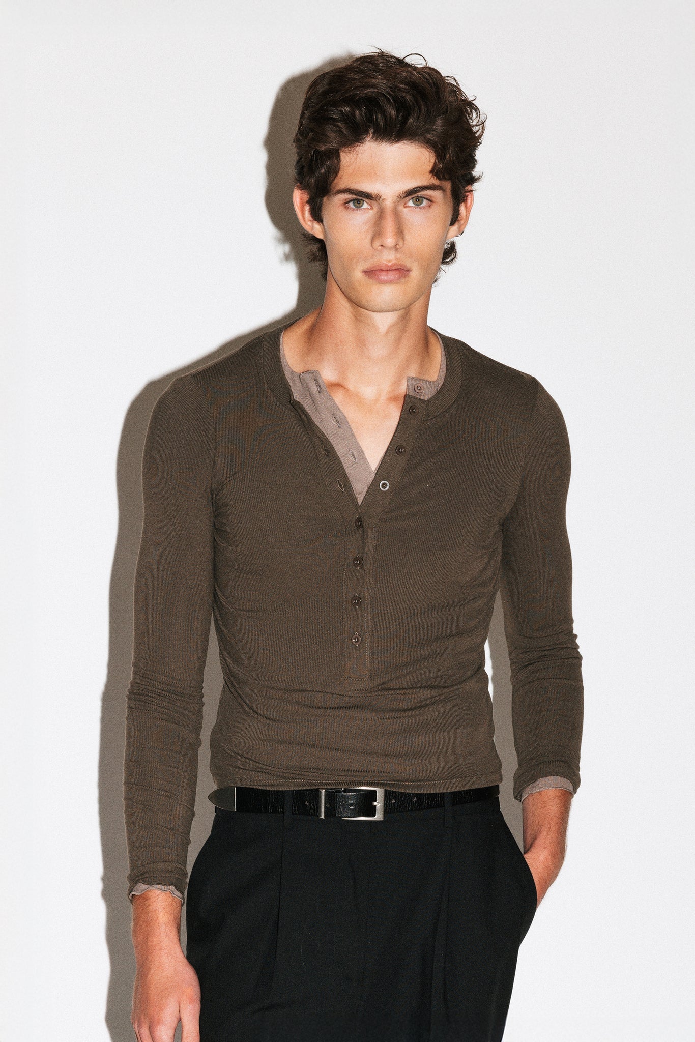 Murray Slim Long Sleeve Silk Henley  |  Olive