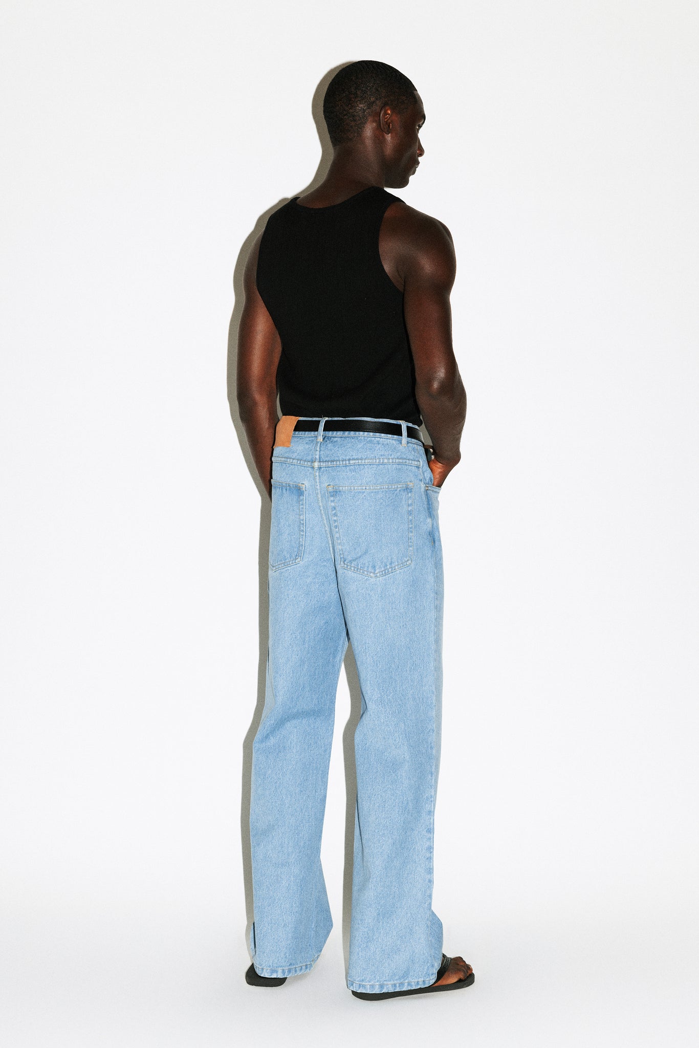 Hollyridge Relaxed Bootcut Jeans  |  Rinse