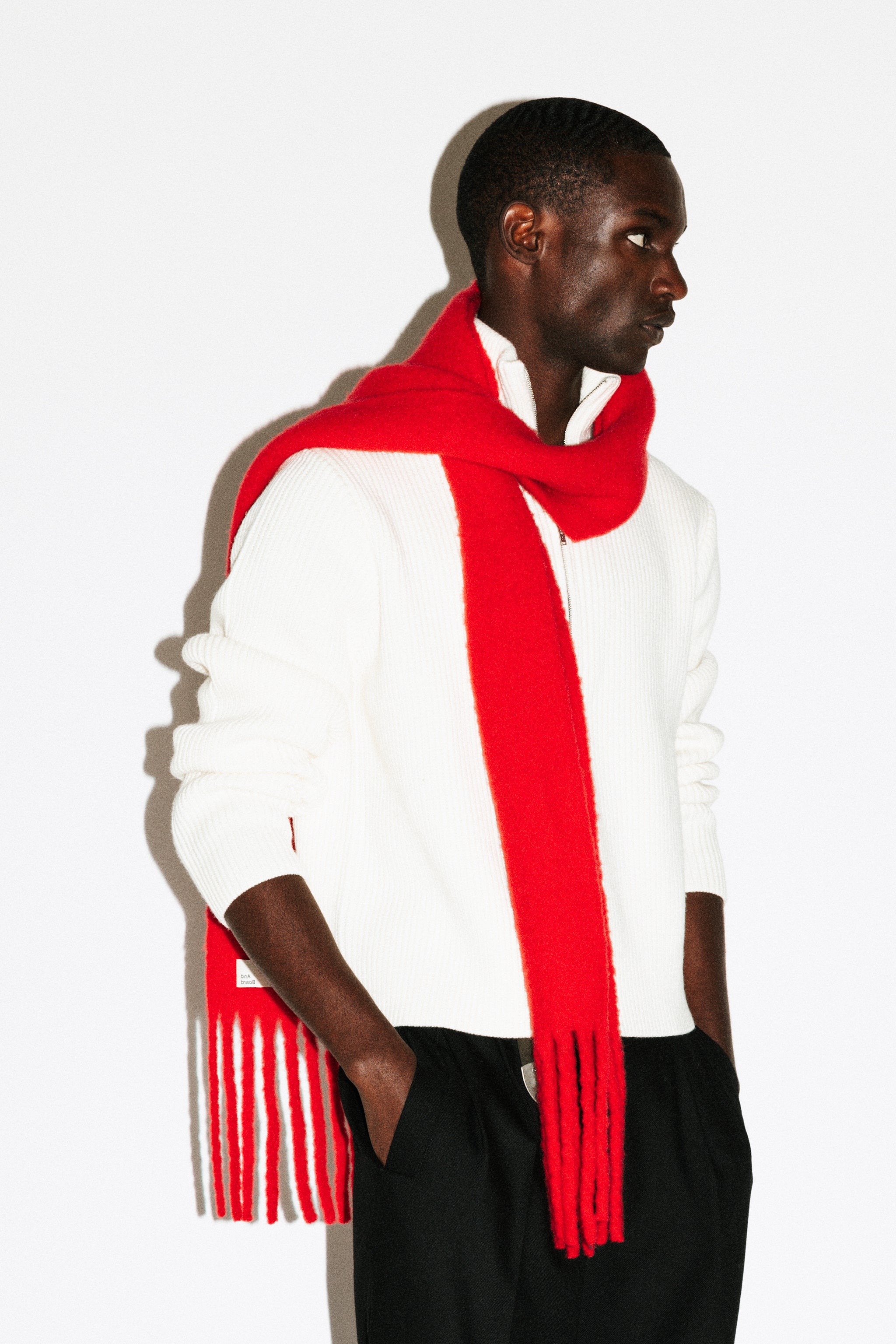Beverly Brushed Wool Textural Scarf | Red – California Arts