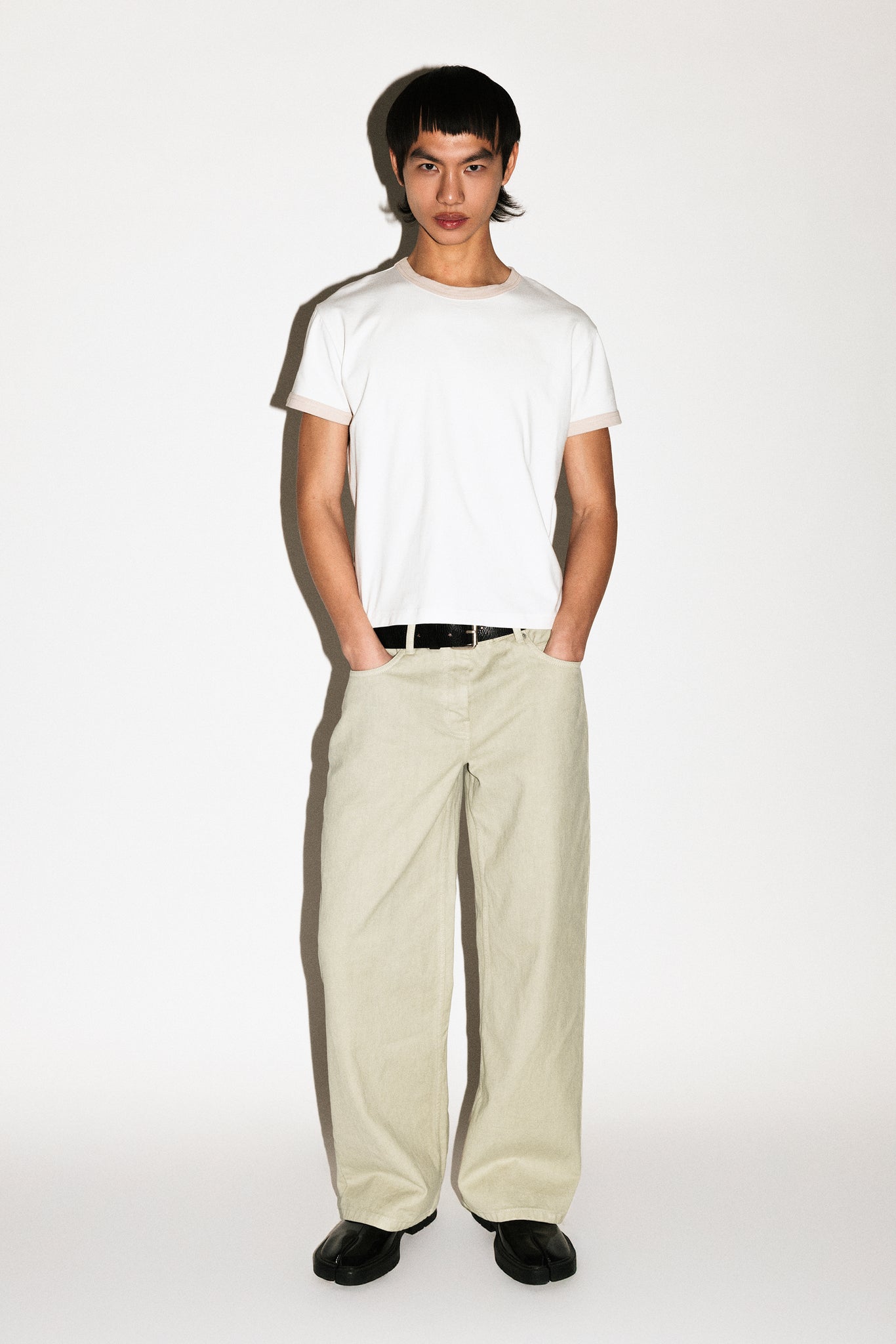 Bronson Low-Rise Relaxed Straight-Leg Jeans  |  Porcelain Green