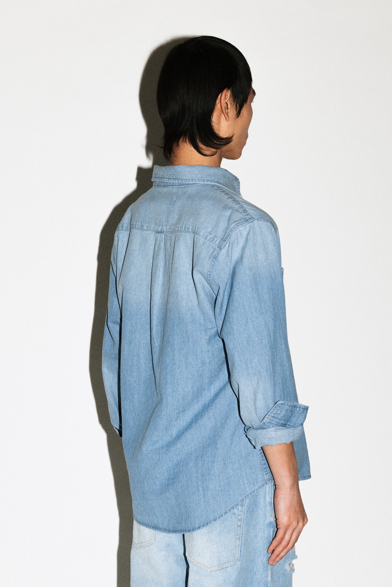 Beachwood Stonewashed Chambray Shirt  |  Rinse