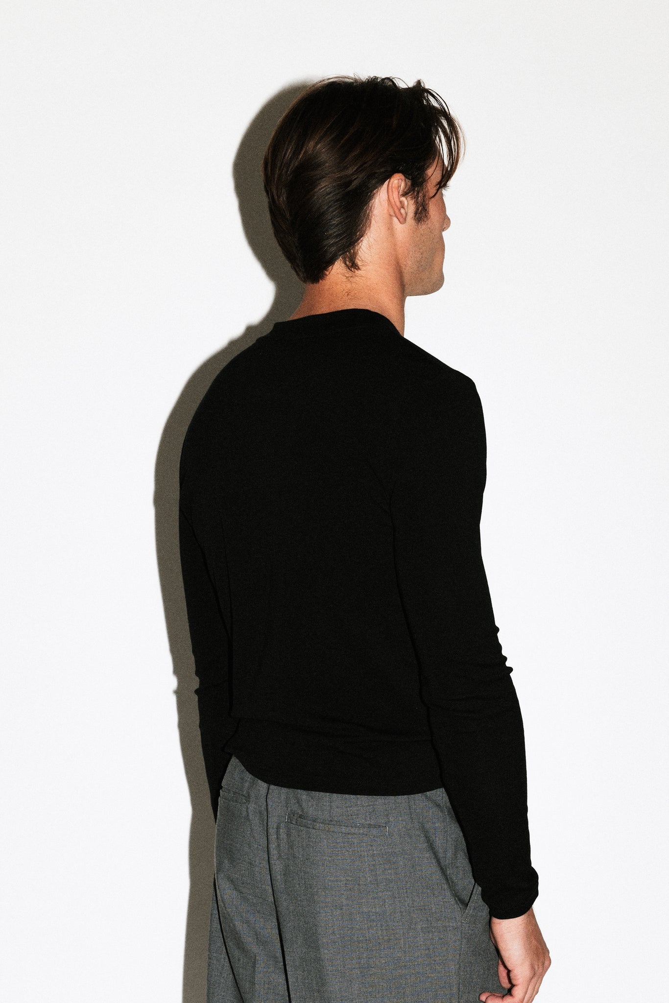 Benton Slim Long Sleeve Tee  |  Black