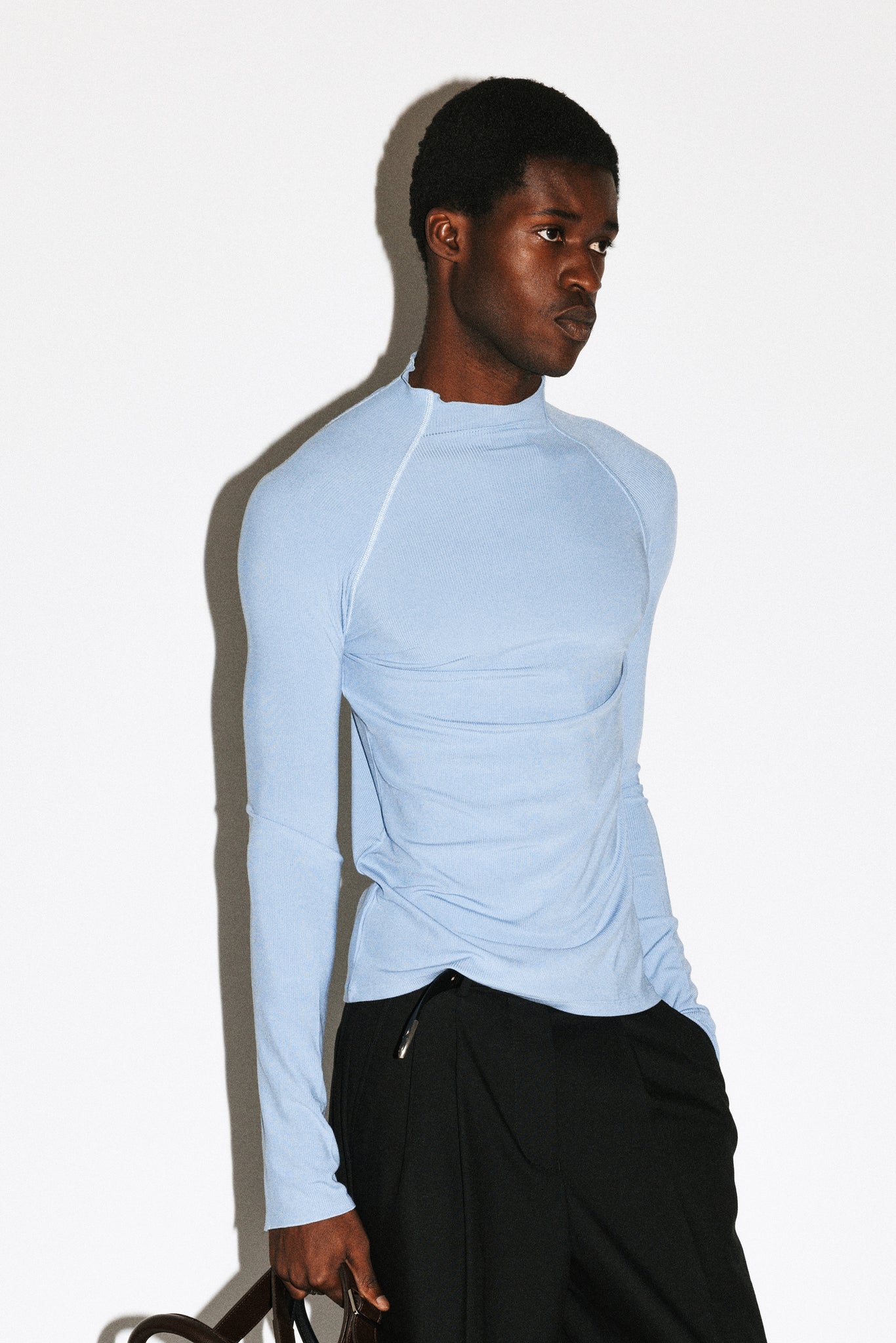 Lloyd Slim Mockneck – California Arts
