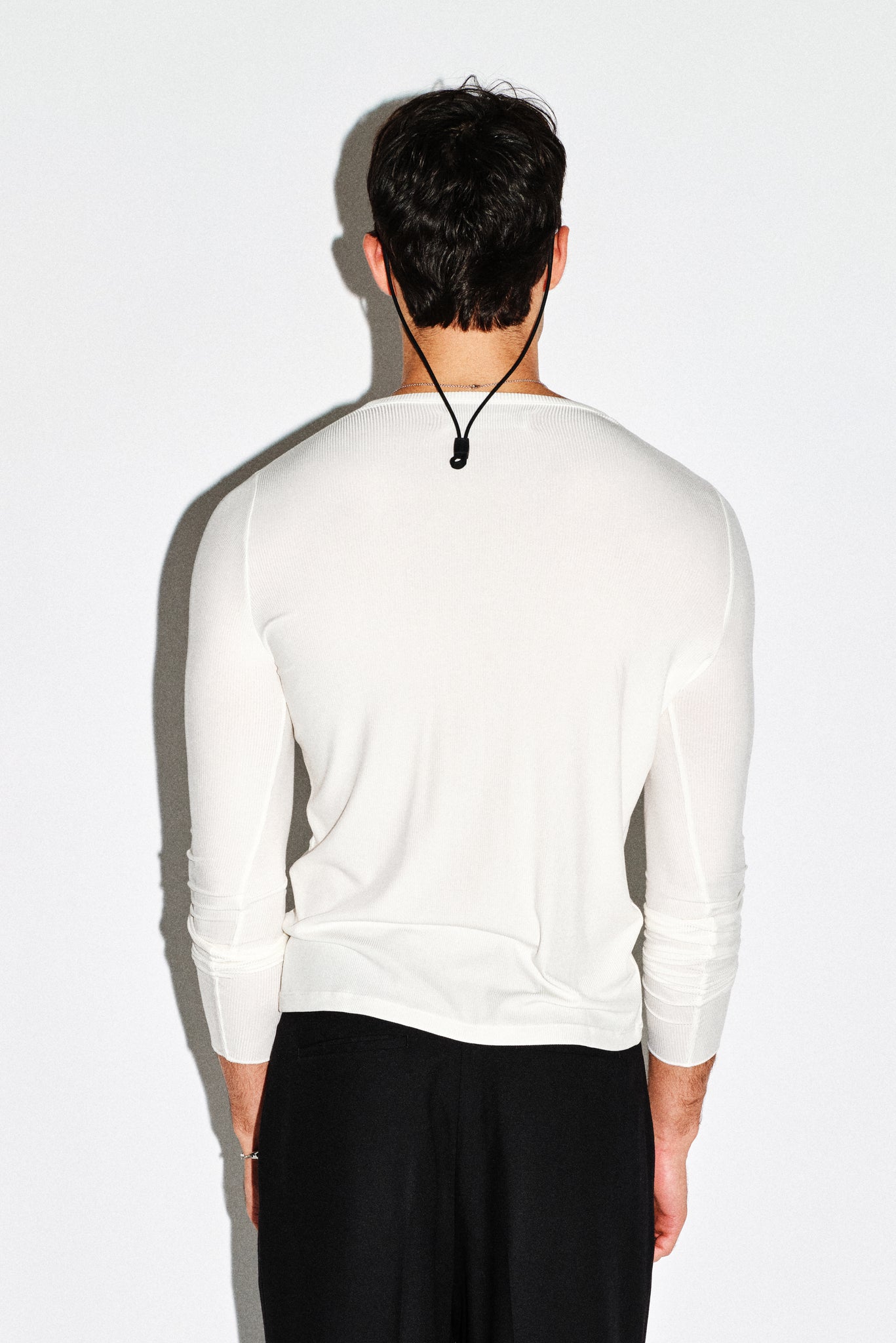 Dillon Slim Snap Henley – California Arts