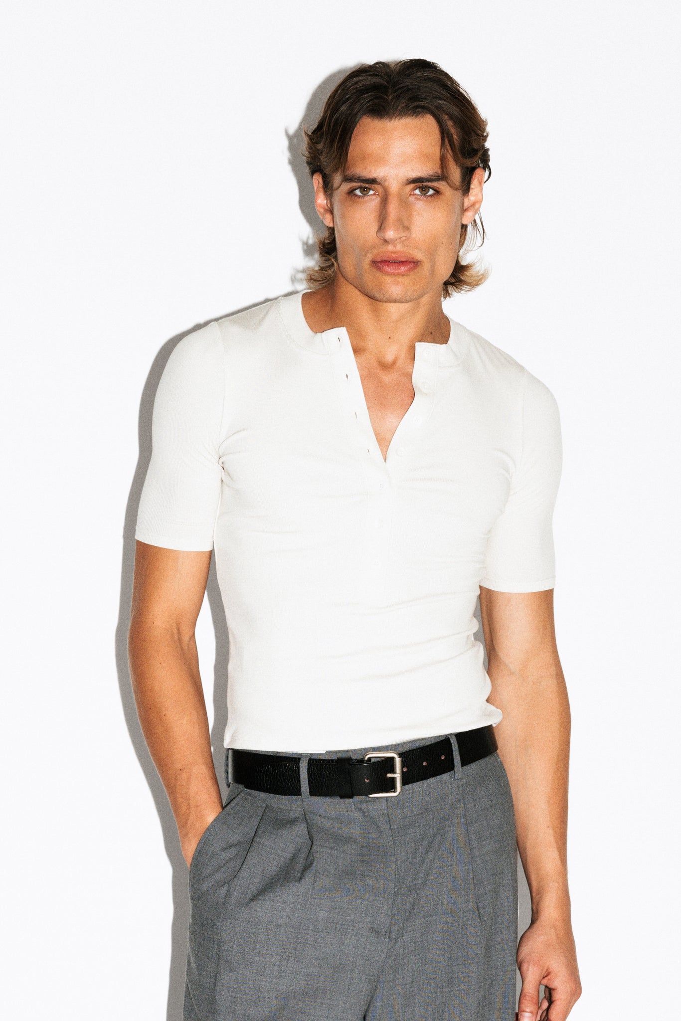 Maltman Slim Short Sleeve Silk Henley  |  Milk
