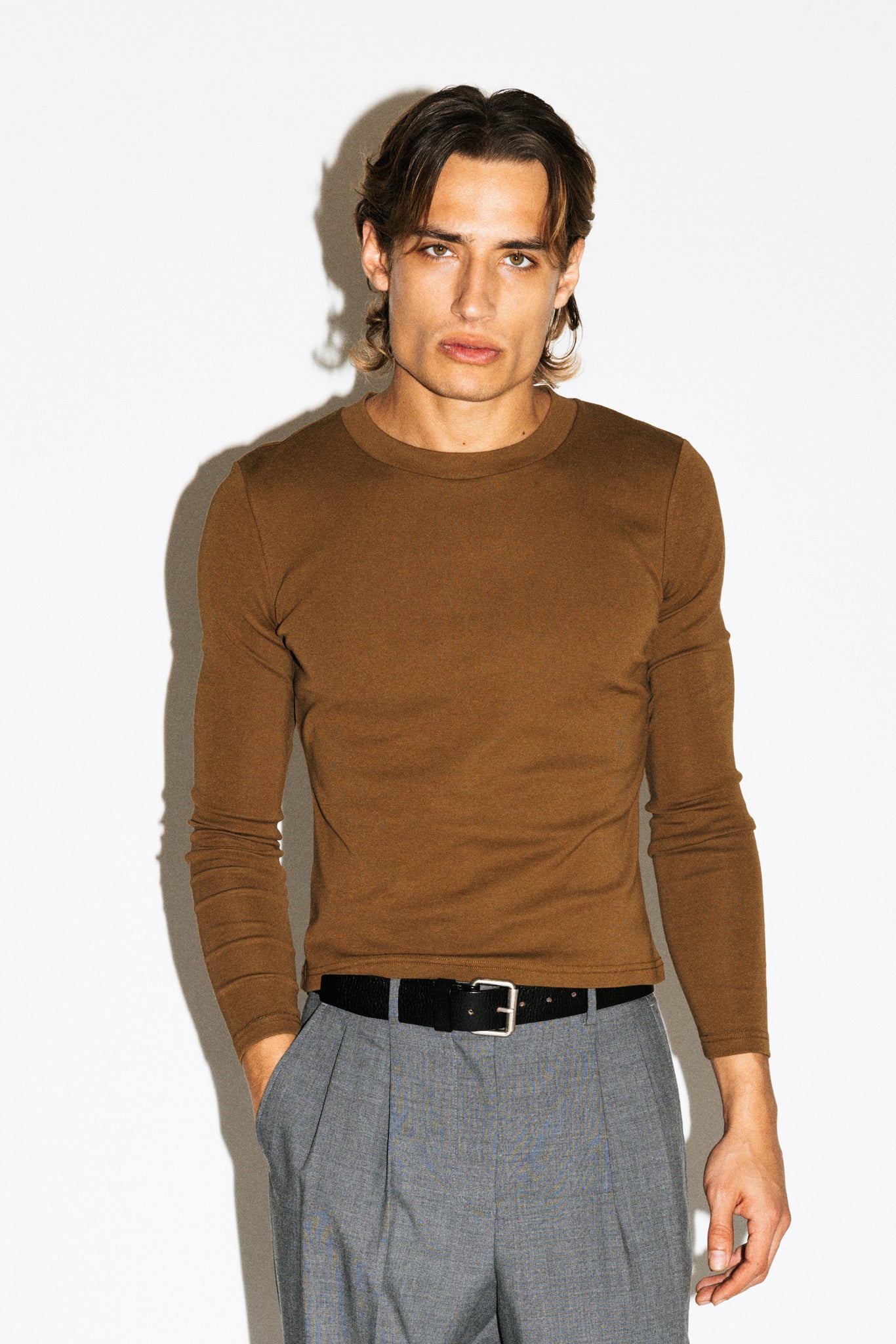 Benton Slim Long Sleeve Tee  |  Olive Brown
