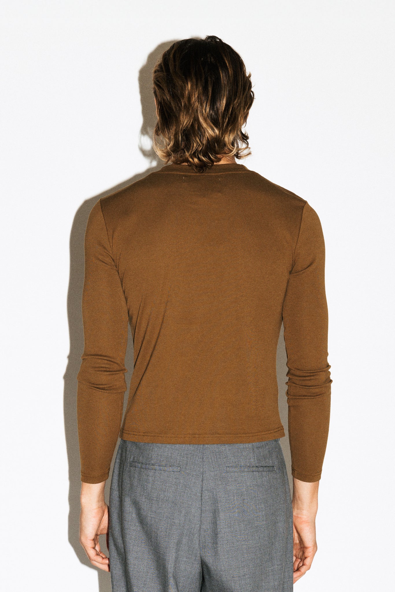 Benton Slim Long Sleeve Tee  |  Olive Brown