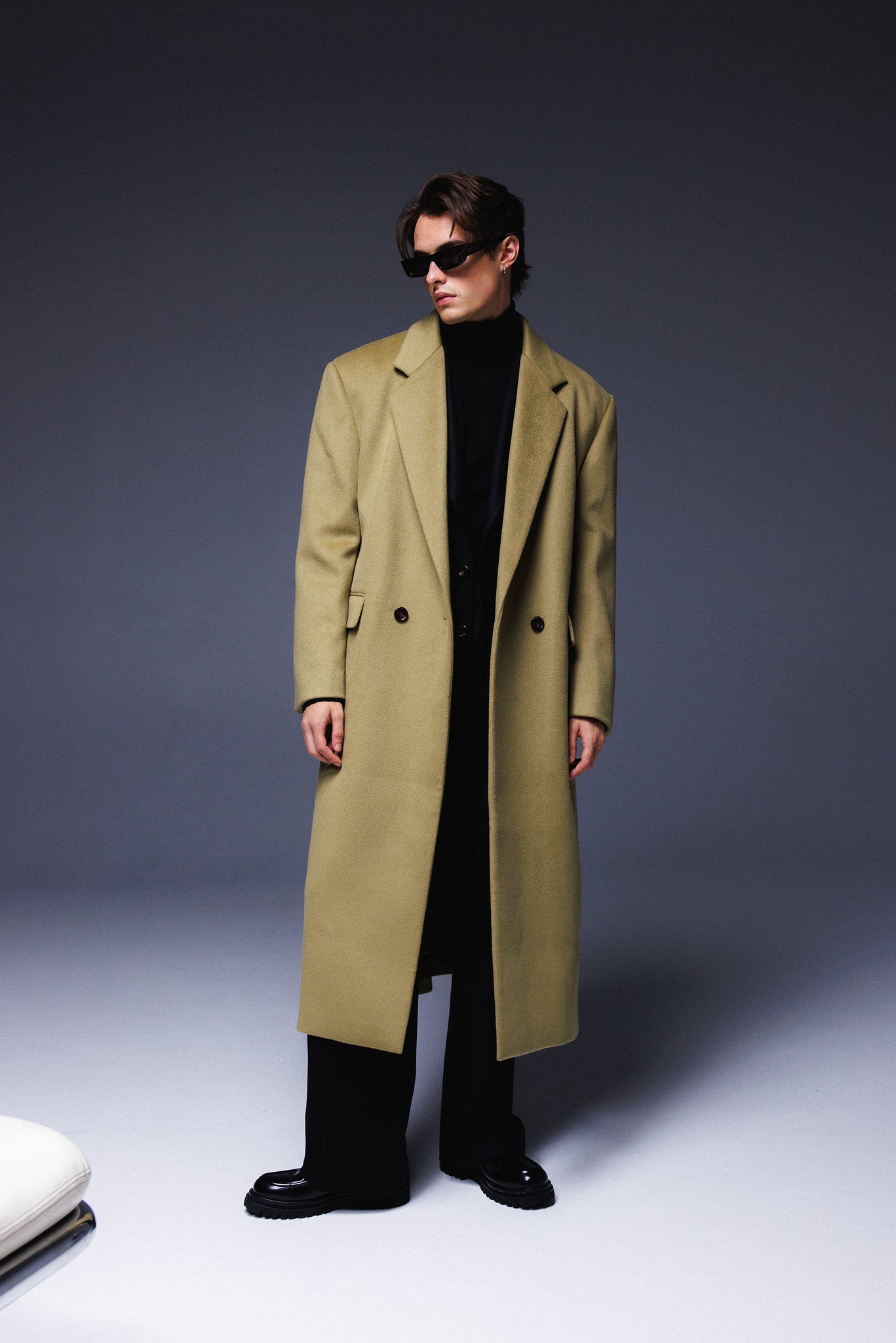 Manhattan Oversized Overcoat  |  Moss