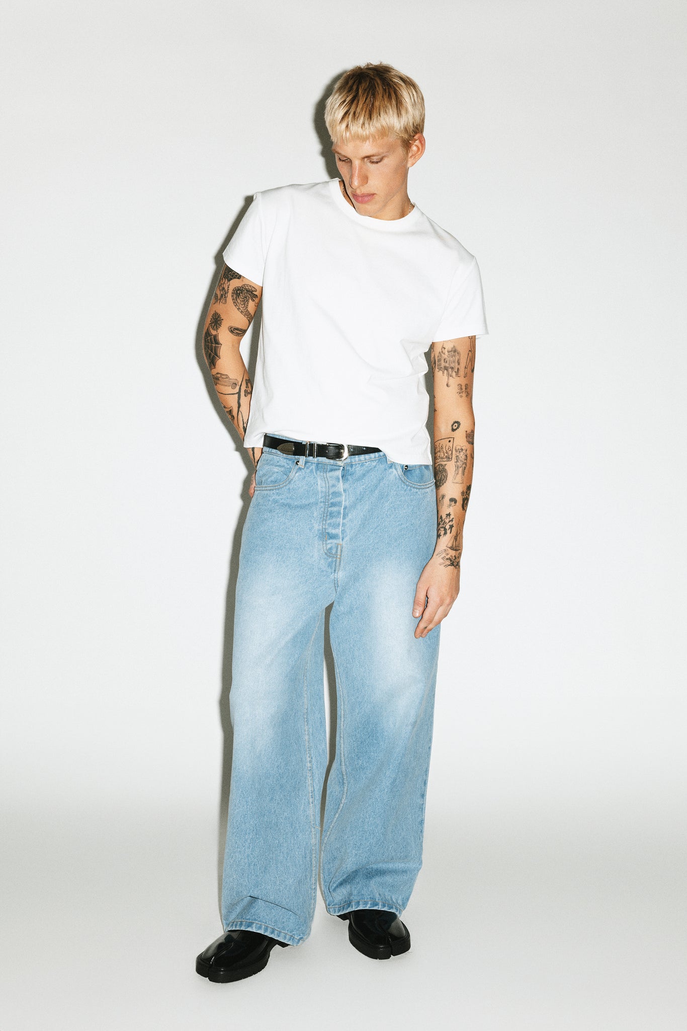Laurel Relaxed Wide-Leg Jeans  |  Rinse