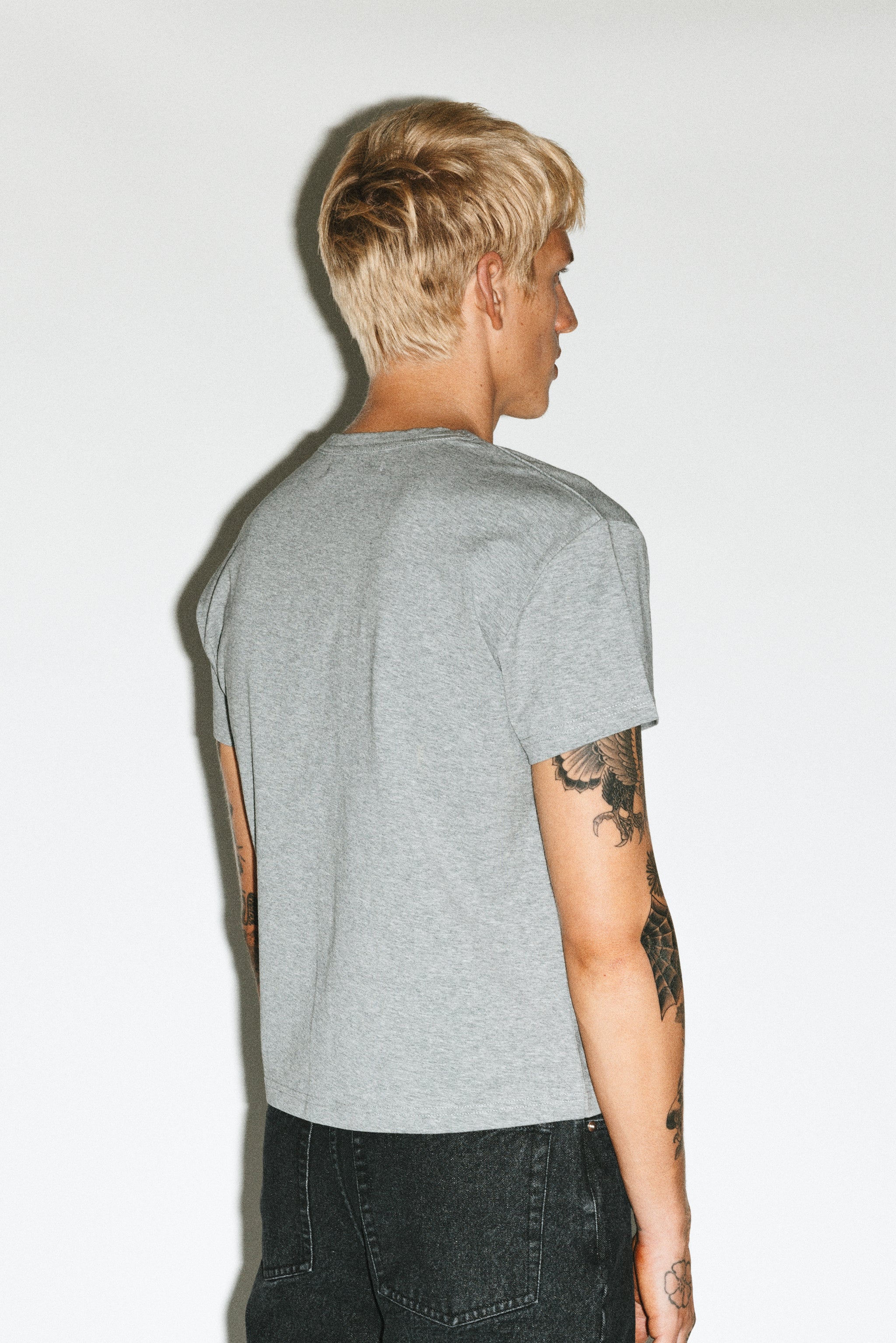 トップス California Arts Frank Baby Tee Frank Baby Tee | Sunfaded Navy – California Arts