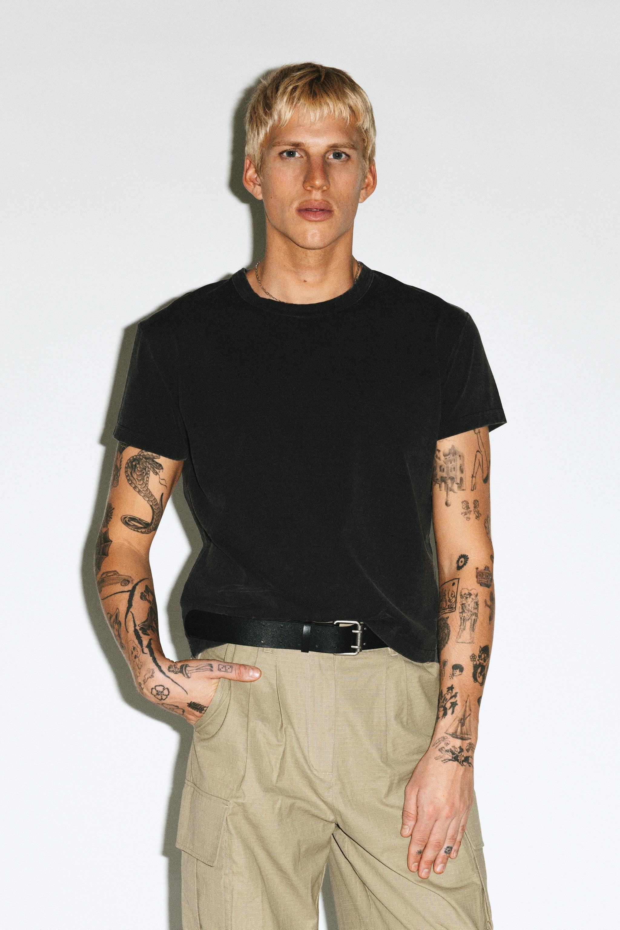 california arts シャツ Frank Baby Tee | Cloud – California Arts