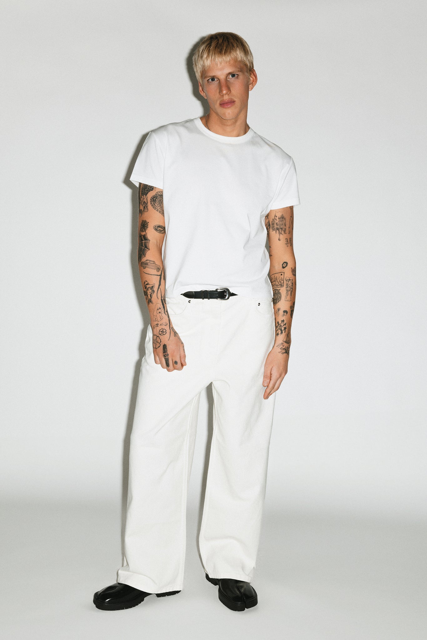 Laurel Relaxed Wide-Leg Jeans  |  Off-White