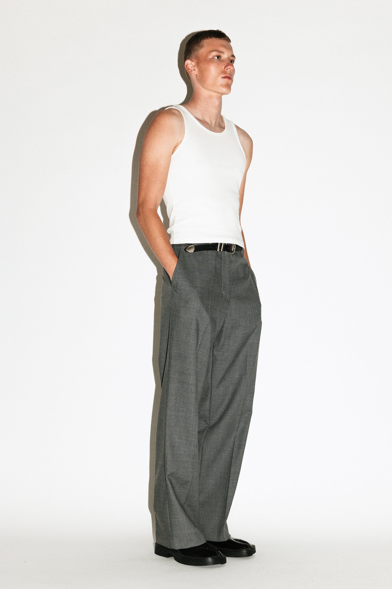 Cove Wide-Leg Trouser  |  Smoke