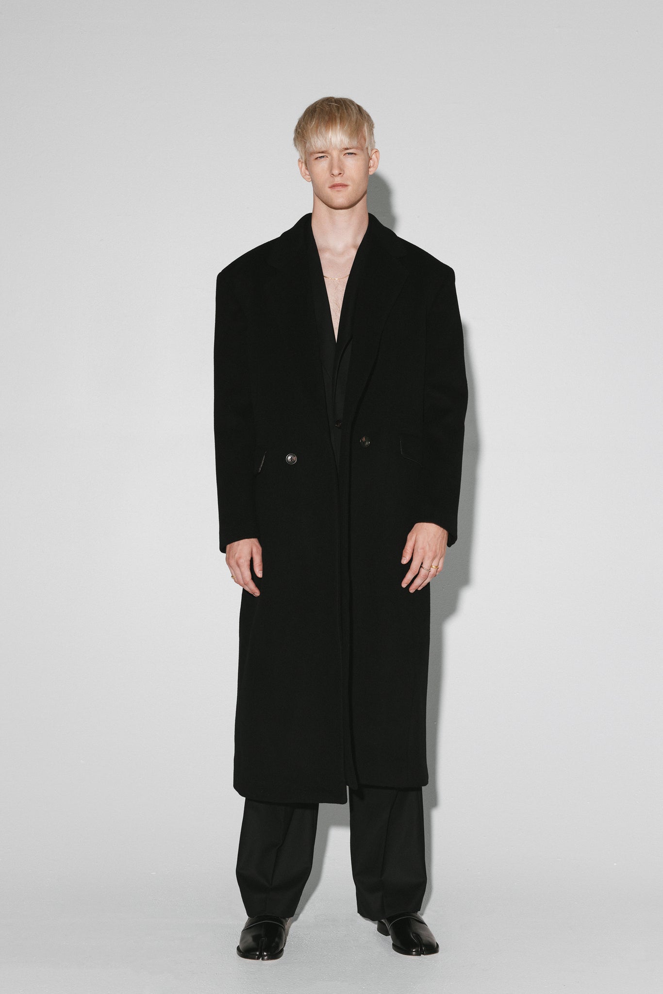 Manhattan Oversized Overcoat | Black – California Arts